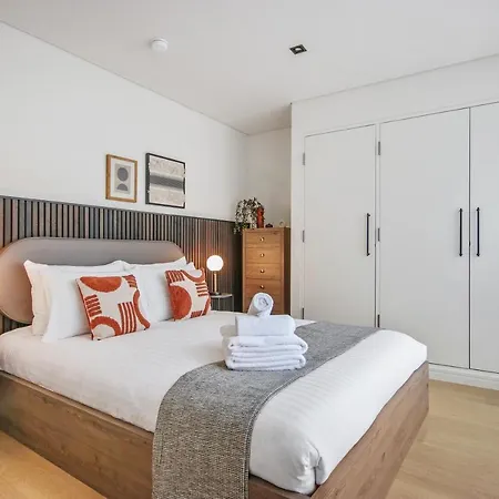 Bow Lane By Aeria Apartments Londen Buitenkant foto