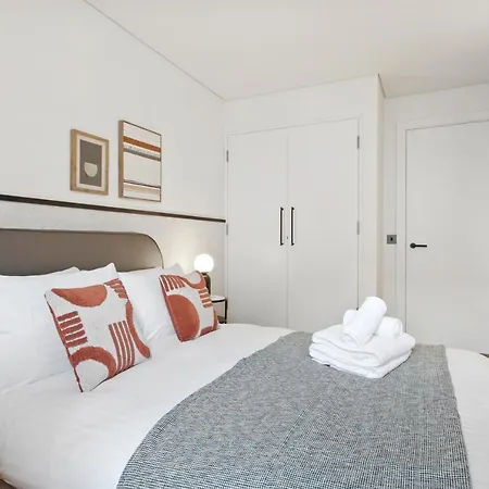 Bow Lane By Aeria Apartments Londen Buitenkant foto