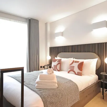 Bow Lane By Aeria Apartments Londen Buitenkant foto